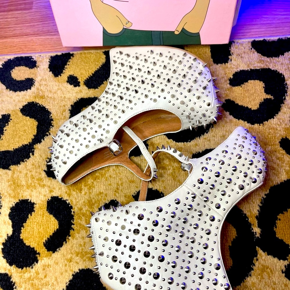 Jeffrey Campbell women’s maryjane platform size 8